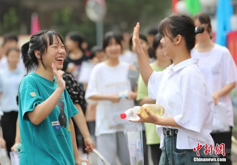 盐湖“航母”要来了 注册资本100亿元！800亿元市值龙头公告→